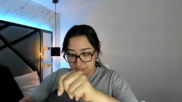 Snapshot of sayumi_dirty chatting on February 2025 07:09:01 PM sayumi dirty online show from February 2025 07:09:01 PM