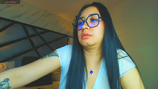 Snapshot of sayumi_dirty chatting on March 2025 04:38:02 AM sayumi dirty online show from March 2025 04:38:02 AM