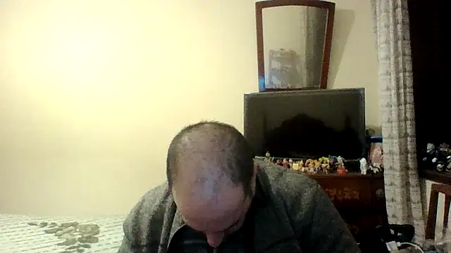 sstrasser online show from January 2025 01:03:01 AM