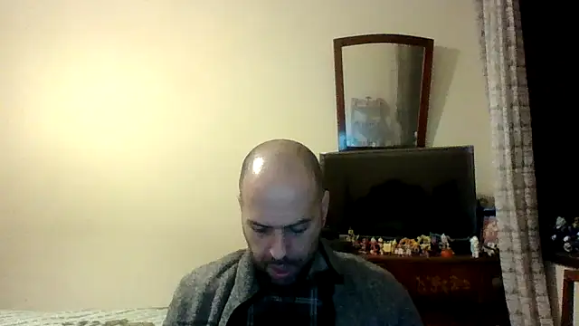 sstrasser online show from February 2025 01:02:01 AM