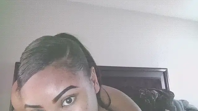 Snapshot of creamdreammmm chatting on October 2025 03:36:02 AM creamdreammmm online show from October 2025 03:36:02 AM