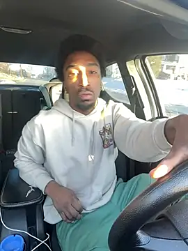 LawrenceBanques online show from January 2025 10:17:02 PM