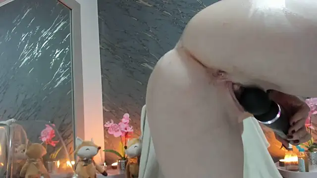 Snapshot of Rayanablackandwhite chatting on October 2025 08:20:01 PM Rayanablackandwhite online show from October 2025 08:20:01 PM