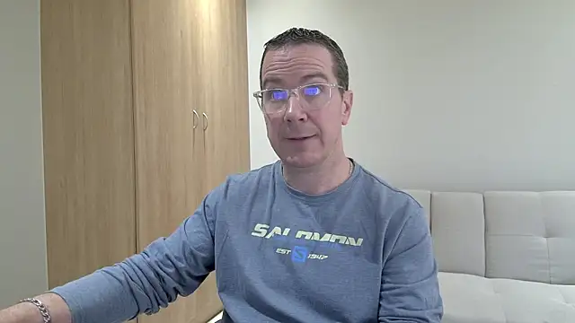 BrettJ81 online show from May 2026 02:12:01 PM