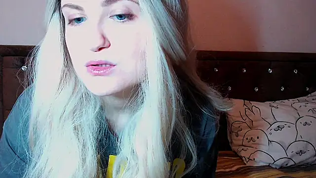 Sara4uu online show from December 2025 10:29:02 PM