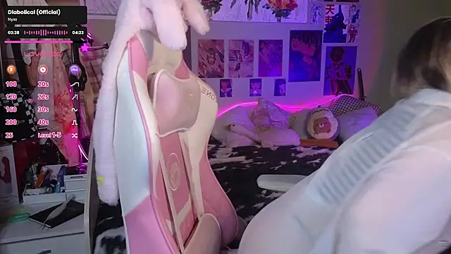 Evie Ro online show from January 2025 03:19:01 AM