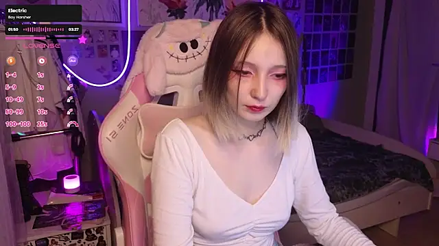 Evie Ro online show from September 2025 08:21:02 PM