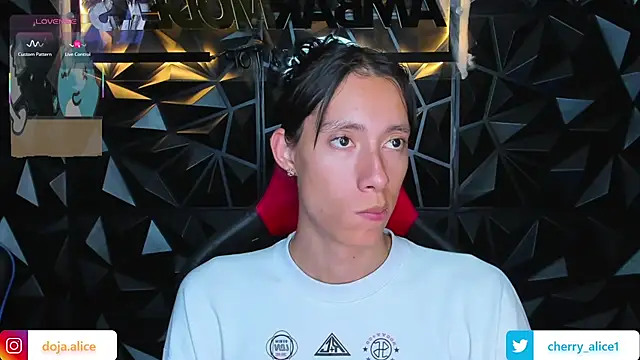 Snapshot of alicee_salvatore chatting on October 2025 09:21:01 AM alicee salvatore online show from October 2025 09:21:01 AM