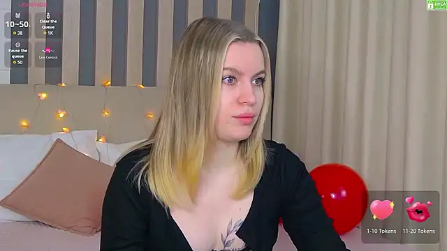 Snapshot of AmaliaBell chatting on February 2026 01:05:01 PM AmaliaBell online show from February 2026 01:05:01 PM