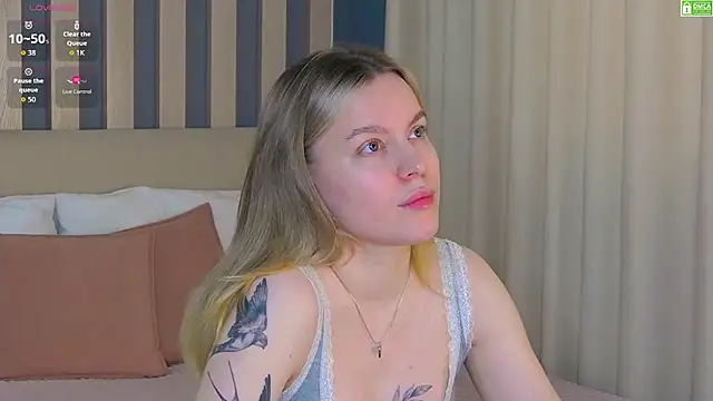 Snapshot of AmaliaBell chatting on March 2026 01:48:02 PM AmaliaBell online show from March 2026 01:48:02 PM