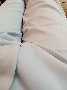 Snapshot of u_wan_me chatting on December 2024 09:11:01 AM u wan me online show from December 2024 09:11:01 AM