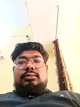 Snapshot of u_wan_me chatting on September 2025 07:46:02 AM u wan me online show from September 2025 07:46:02 AM