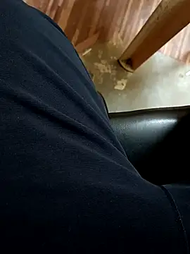 Snapshot of u_wan_me chatting on October 2025 10:23:02 AM u wan me online show from October 2025 10:23:02 AM