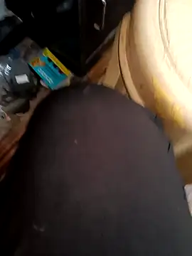 Snapshot of u_wan_me chatting on October 2025 10:23:02 AM u wan me online show from October 2025 10:23:02 AM