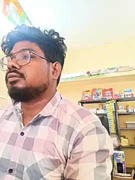 Snapshot of u_wan_me chatting on October 2025 03:54:02 AM u wan me online show from October 2025 03:54:02 AM