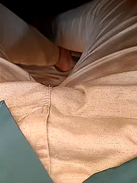 Snapshot of u_wan_me chatting on November 2025 07:29:02 AM u wan me online show from November 2025 07:29:02 AM