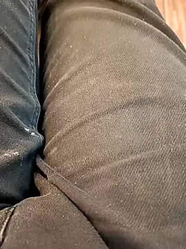 Snapshot of u_wan_me chatting on November 2025 07:50:01 AM u wan me online show from November 2025 07:50:01 AM