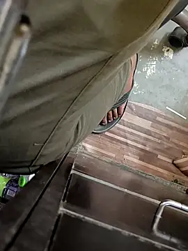 Snapshot of u_wan_me chatting on November 2025 02:06:01 PM u wan me online show from November 2025 02:06:01 PM