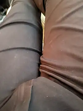 Snapshot of u_wan_me chatting on December 2025 04:17:02 AM u wan me online show from December 2025 04:17:02 AM