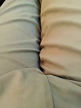 Snapshot of u_wan_me chatting on February 2026 04:40:02 AM u wan me online show from February 2026 04:40:02 AM