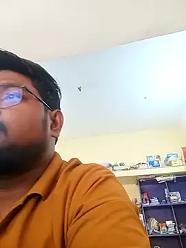 Snapshot of u_wan_me chatting on February 2026 04:09:02 AM u wan me online show from February 2026 04:09:02 AM