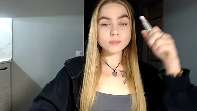 Snapshot of Sunbeam_ chatting on January 2025 08:05:02 PM Sunbeam online show from January 2025 08:05:02 PM