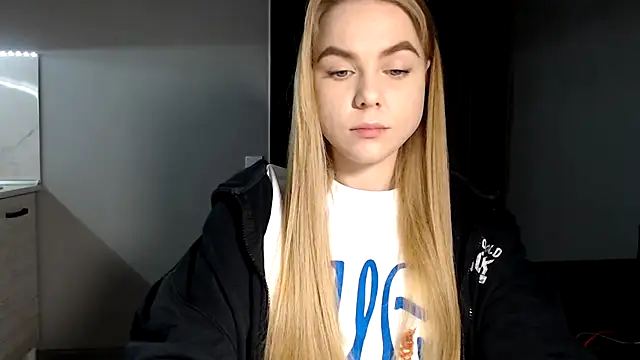 Snapshot of Sunbeam_ chatting on February 2025 07:33:01 PM Sunbeam online show from February 2025 07:33:01 PM