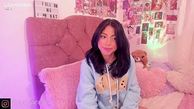 natalie jaensen online show from February 2025 11:55:02 PM