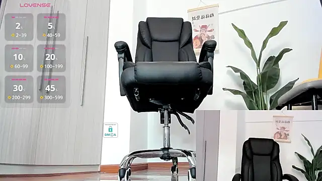 Snapshot of Oo_Kaixin_oO chatting on March 2025 02:06:02 AM Oo Kaixin oO online show from March 2025 02:06:02 AM