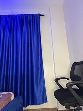 Snapshot of Bigbooob4 chatting on October 2025 04:56:02 AM Bigbooob4 online show from October 2025 04:56:02 AM