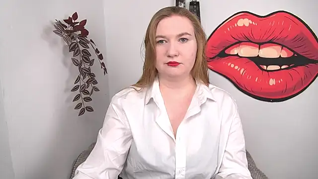 Snapshot of LaraDream chatting on January 2026 02:10:01 PM LaraDream online show from January 2026 02:10:01 PM