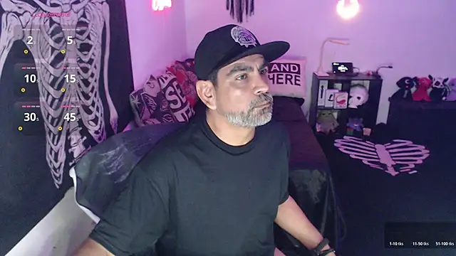 Snapshot of soyelcarlitos_ chatting on June 2026 05:39:01 AM soyelcarlitos online show from June 2026 05:39:01 AM