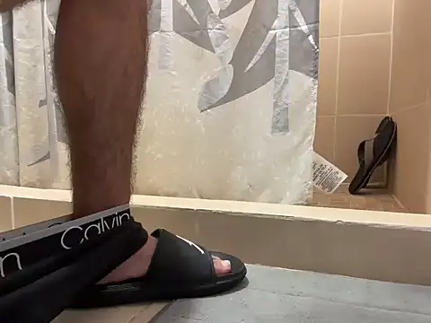 speedyg16 online show from September 2025 06:08:01 PM