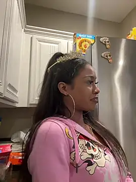 Snapshot of mismialove chatting on June 2026 06:23:02 AM mismialove online show from June 2026 06:23:02 AM