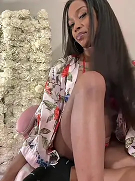 Snapshot of mismialove chatting on July 2026 08:54:01 AM mismialove online show from July 2026 08:54:01 AM