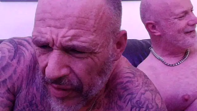 Snapshot of McPherson72 chatting on November 2025 01:48:01 AM McPherson72 online show from November 2025 01:48:01 AM